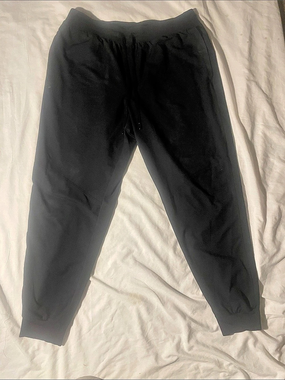 Under Armour Black Jogger Pants Size XL